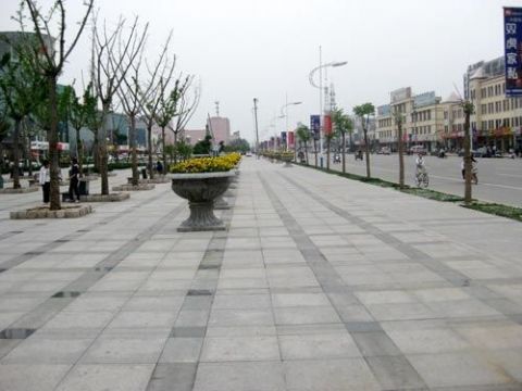 點(diǎn)擊查看詳細(xì)信息<br>標(biāo)題：廣場石 閱讀次數(shù)：3405