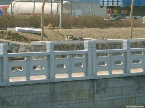 點(diǎn)擊查看詳細(xì)信息<br>標(biāo)題：欄板石 閱讀次數(shù)：2392