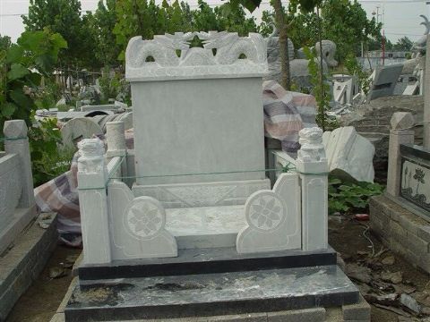 點(diǎn)擊查看詳細(xì)信息<br>標(biāo)題：石墓碑 閱讀次數(shù)：2508