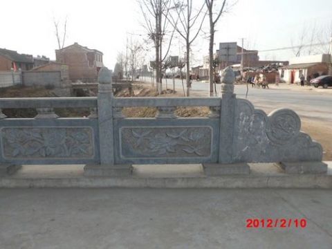 點擊查看詳細(xì)信息<br>標(biāo)題：欄板石 閱讀次數(shù)：2594