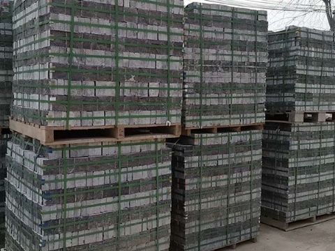 點(diǎn)擊查看詳細(xì)信息<br>標(biāo)題：馬蹄石 閱讀次數(shù)：2568