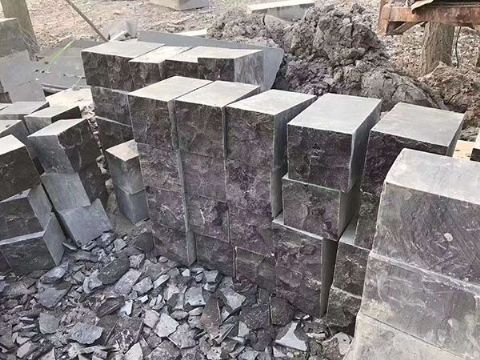 點(diǎn)擊查看詳細(xì)信息<br>標(biāo)題：馬蹄石 閱讀次數(shù)：2602