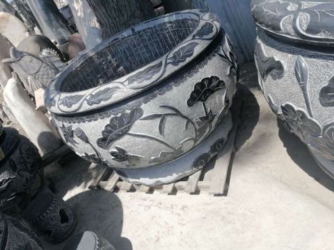 點擊查看詳細信息<br>標題：石缸石花盆 閱讀次數(shù)：2329