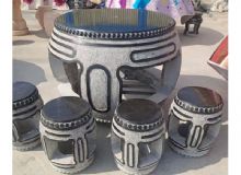 點擊查看詳細信息<br>標題：石桌子 閱讀次數(shù)：2047